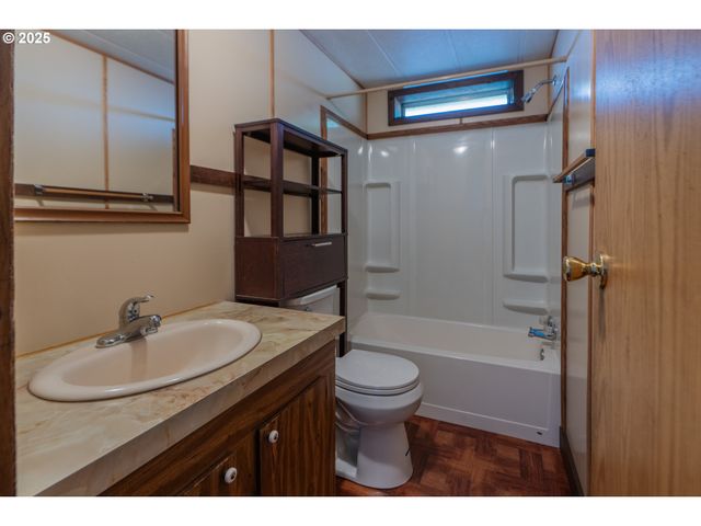 818 CELILO, North Bonneville, WA 98639