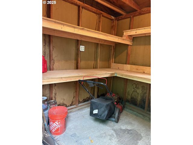 818 CELILO, North Bonneville, WA 98639