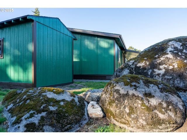 818 CELILO, North Bonneville, WA 98639