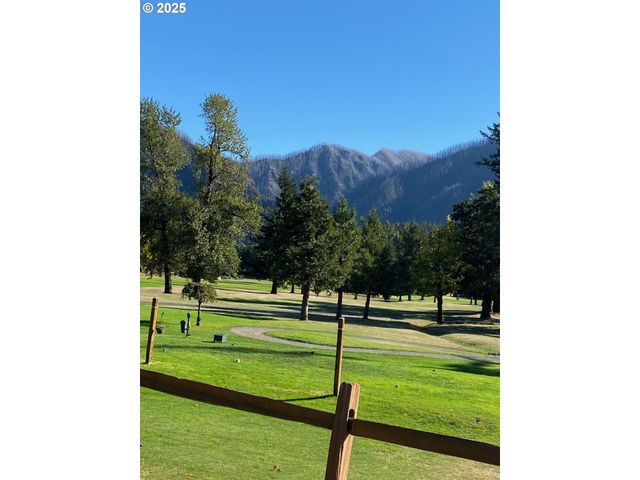 818 CELILO, North Bonneville, WA 98639