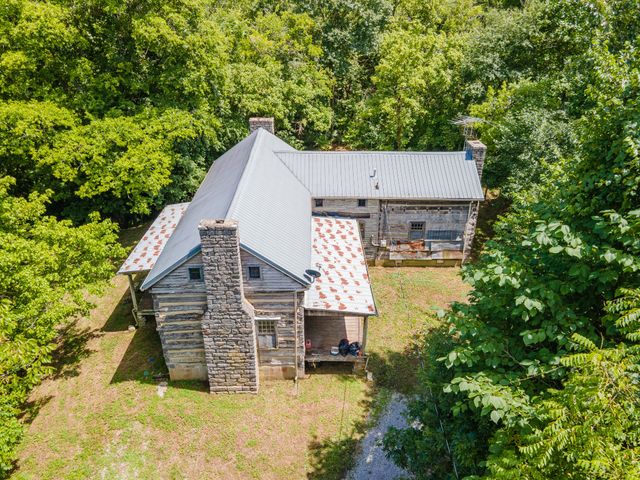 1700 Allen Brown Rd, Belfast, TN 37019