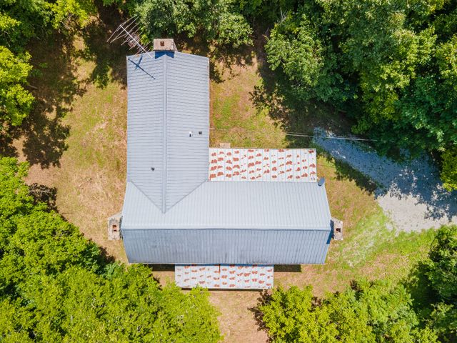 1700 Allen Brown Rd, Belfast, TN 37019