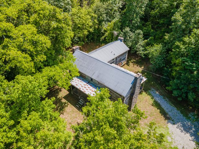 1700 Allen Brown Rd, Belfast, TN 37019