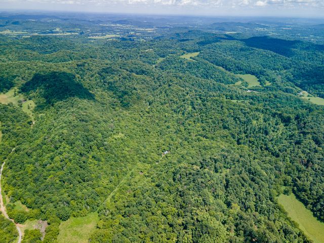 1700 Allen Brown Rd, Belfast, TN 37019