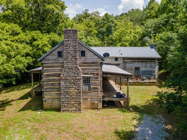 1700 Allen Brown Rd, Belfast, TN 37019