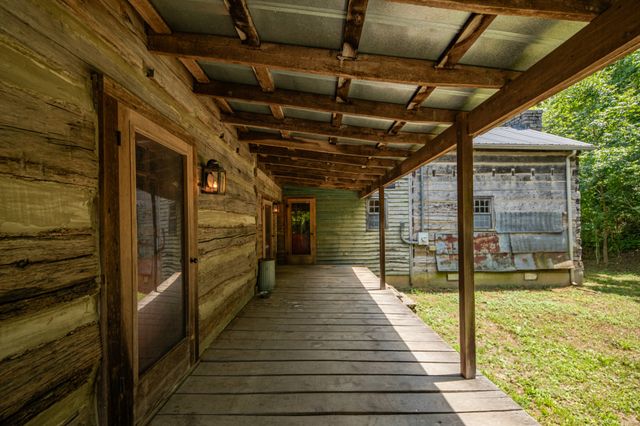 1700 Allen Brown Rd, Belfast, TN 37019