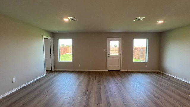 717 WILDRYE Lane, Denton, TX 76259