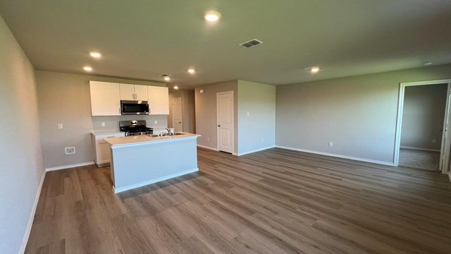 717 WILDRYE Lane, Denton, TX 76259