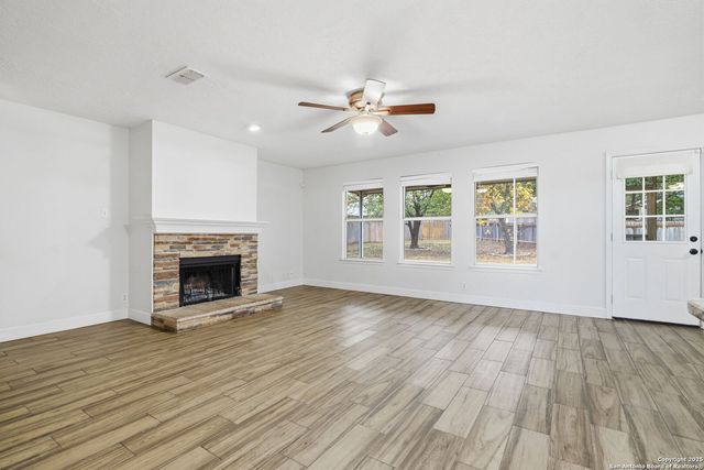 7442 Tall Cedar, San Antonio, TX 78249