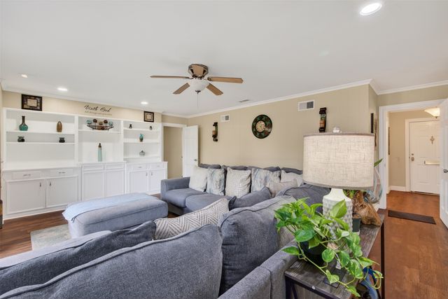 1523 Audubon Place, Shreveport, LA 71105