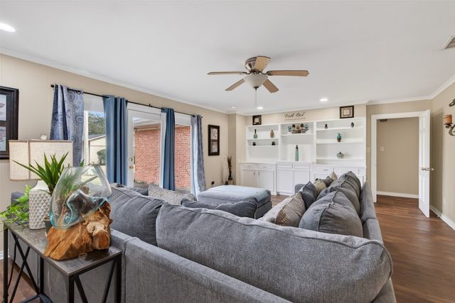 1523 Audubon Place, Shreveport, LA 71105