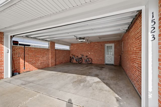 1523 Audubon Place, Shreveport, LA 71105