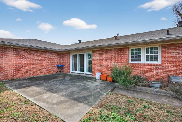 1523 Audubon Place, Shreveport, LA 71105