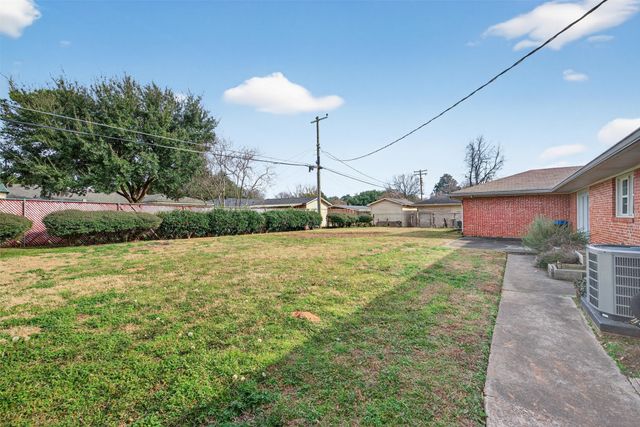 1523 Audubon Place, Shreveport, LA 71105