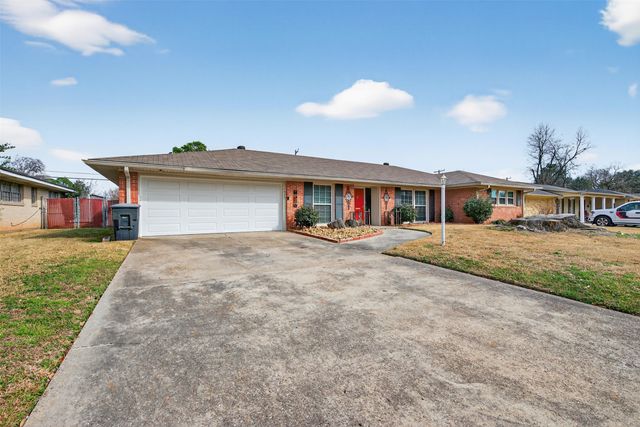 1523 Audubon Place, Shreveport, LA 71105