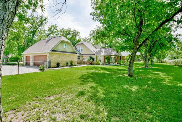 10203 Ravenswood Road, Granbury, TX 76049