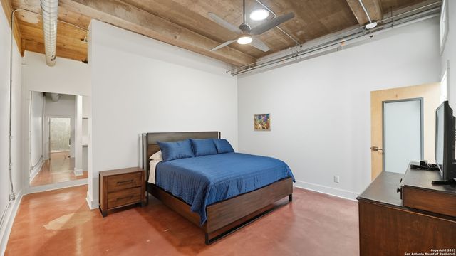 222 Losoya St. # 201, San Antonio, TX 78205