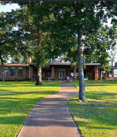 229 County Road 2135, Pittsburg, TX 75686
