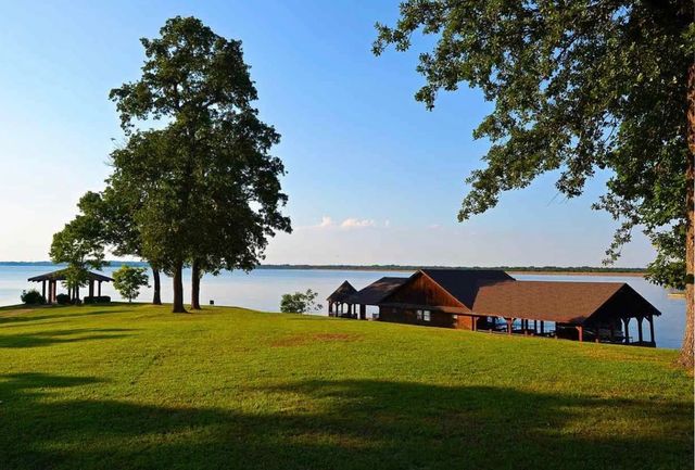 229 County Road 2135, Pittsburg, TX 75686