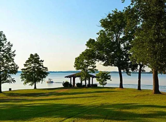 229 County Road 2135, Pittsburg, TX 75686