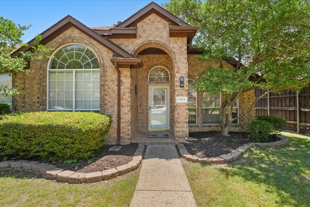 2304 Dampton Drive, Plano, TX 75025