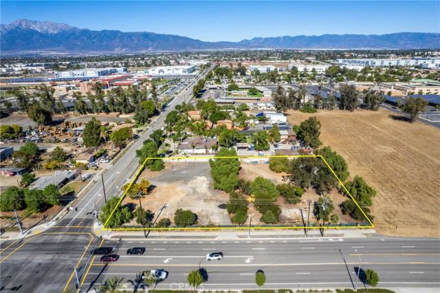 10899 Oleander, Fontana, CA 92335