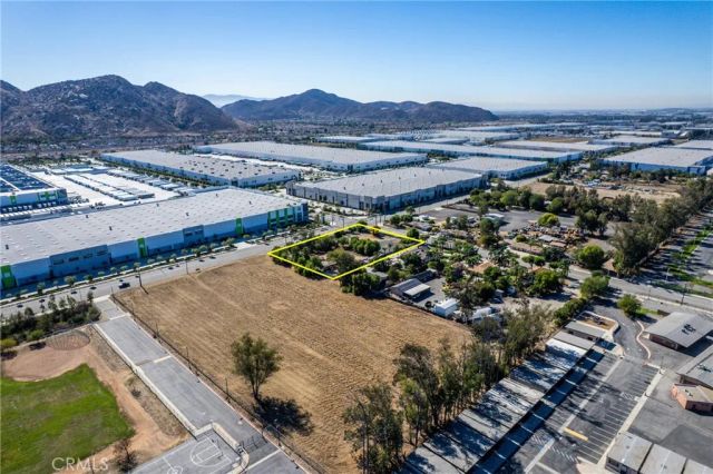 10899 Oleander, Fontana, CA 92335