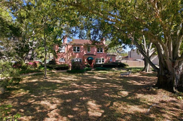 100 72ND STREET S, St Petersburg, FL 33707