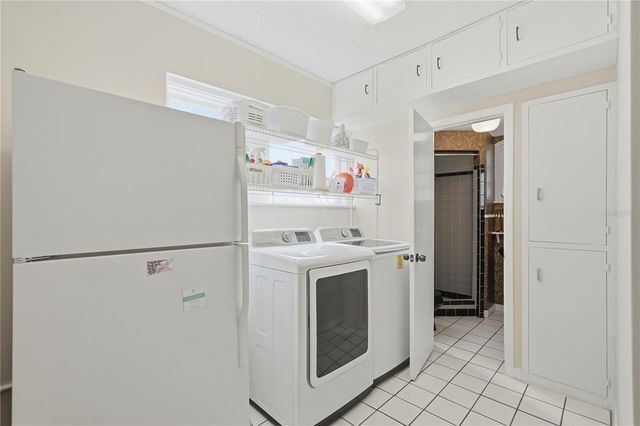 100 72ND STREET S, St Petersburg, FL 33707