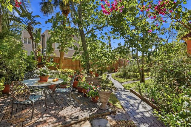 100 72ND STREET S, St Petersburg, FL 33707