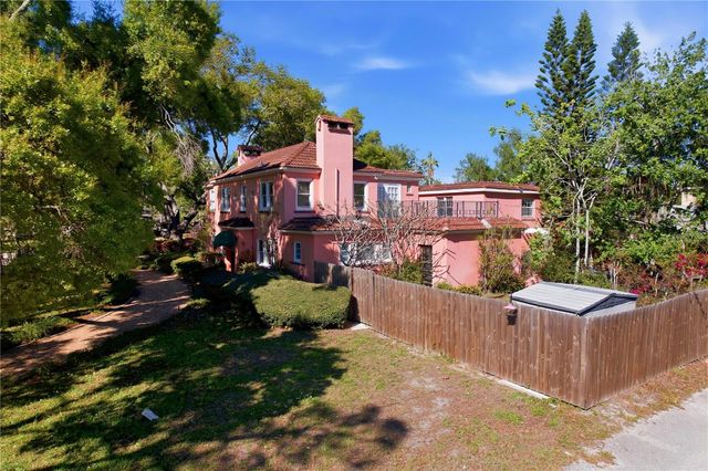 100 72ND STREET S, St Petersburg, FL 33707