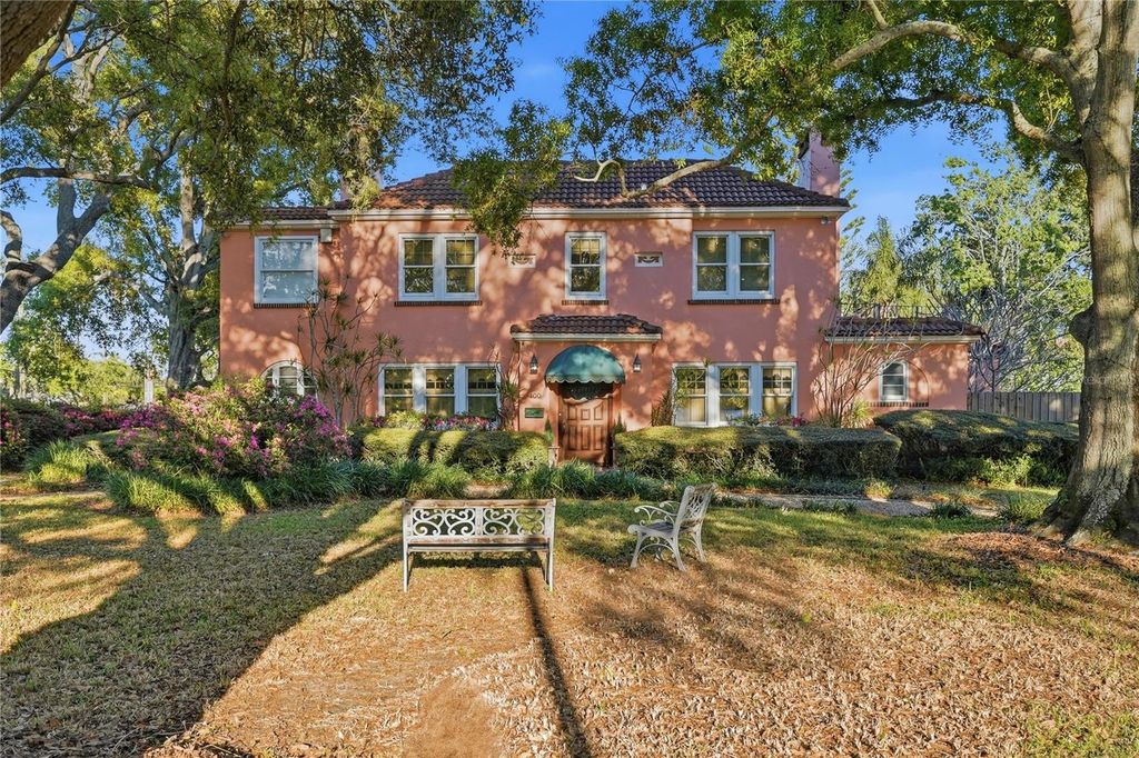 100 72ND STREET S, St Petersburg, FL 33707