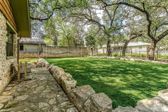 17118 SUGAR CREST DR, San Antonio, TX 78232