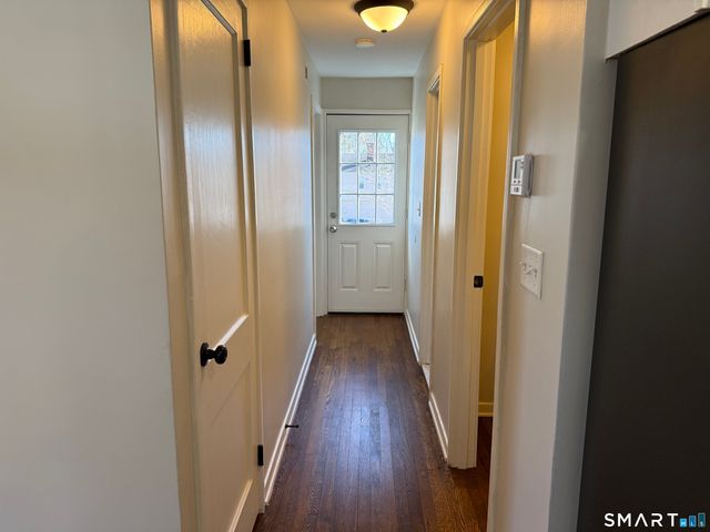 38 Elmhurst Circle, West Hartford, CT 06110