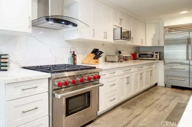 10756 Knott Avenue, Stanton, CA 90680