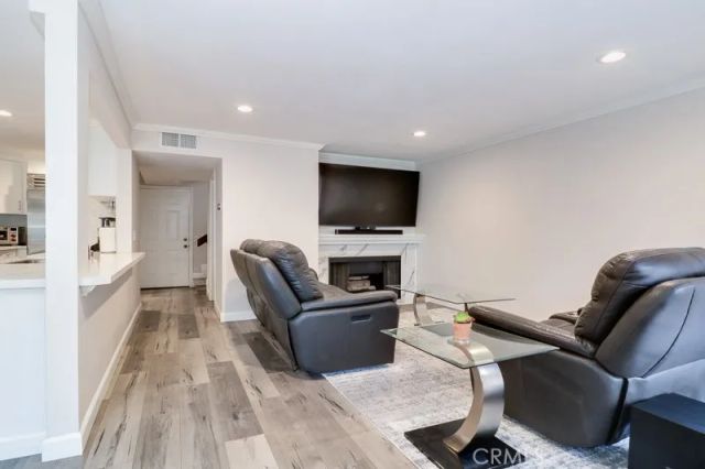 10756 Knott Avenue, Stanton, CA 90680