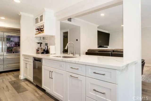 10756 Knott Avenue, Stanton, CA 90680