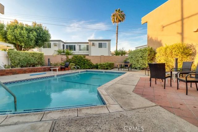 10756 Knott Avenue, Stanton, CA 90680