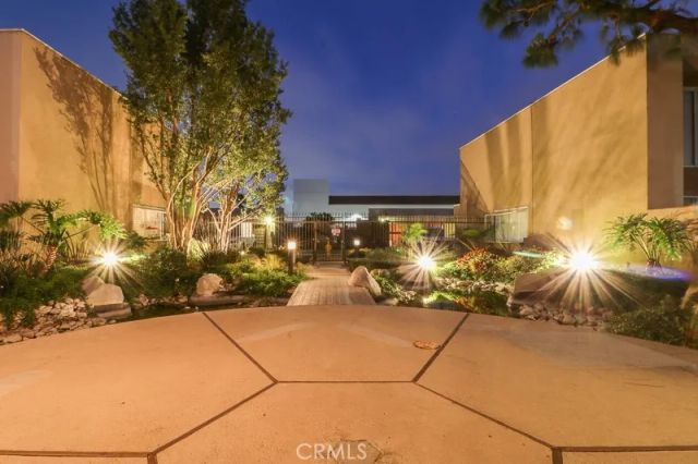 10756 Knott Avenue, Stanton, CA 90680