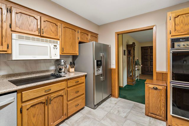 2217 Ripley Avenue, Maplewood, MN 55109