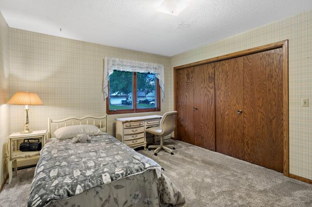 2217 Ripley Avenue, Maplewood, MN 55109