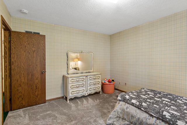 2217 Ripley Avenue, Maplewood, MN 55109
