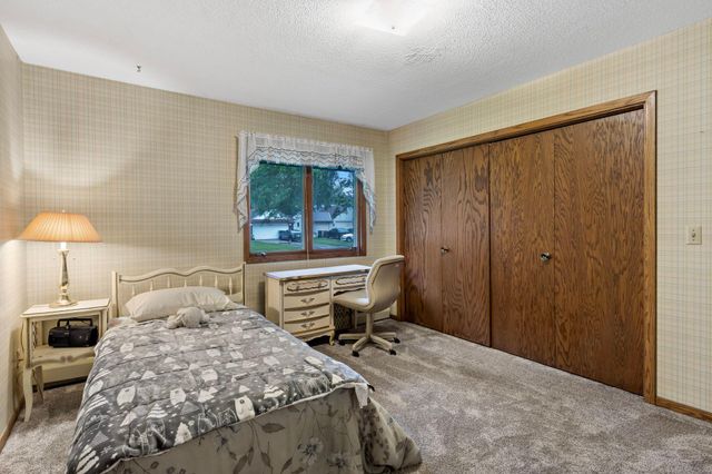 2217 Ripley Avenue, Maplewood, MN 55109