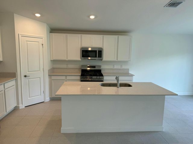 10445 NW Suncrest Lp, Port St. Lucie, Port St Lucie, FL 34987