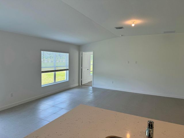 10445 NW Suncrest Lp, Port St. Lucie, Port St Lucie, FL 34987