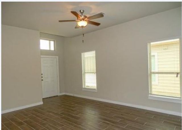 2216 Avery VLG 2214, New Braunfels, TX 78130