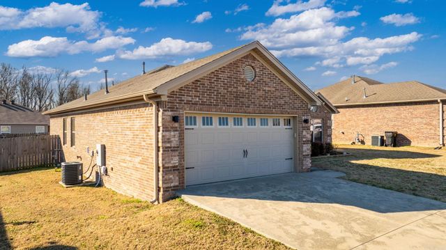 52 Grand Stand Drive, Austin, AR 72007