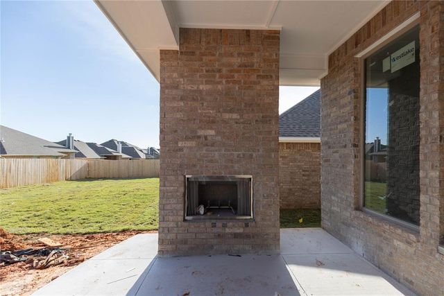 10325 SW 56th Street, Mustang, OK 73064