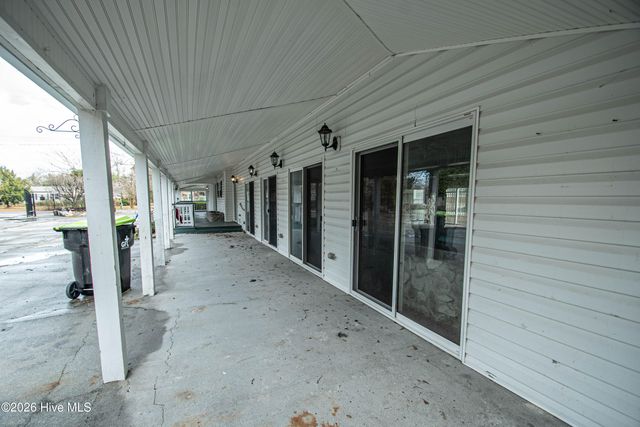 1453 Old Fayetteville Road NE, Leland, NC 28451