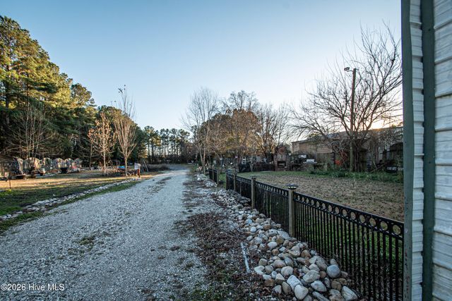 1453 Old Fayetteville Road NE, Leland, NC 28451